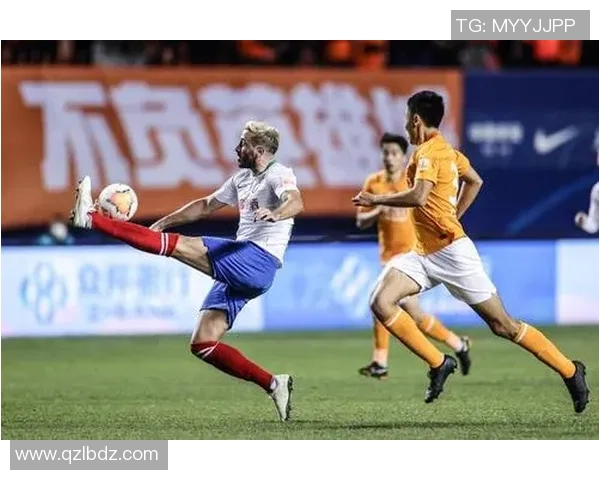 中超激战武汉卓尔迎战青岛黄海全力争胜的精彩对决 中超激战武汉卓尔迎战青岛黄海全力争胜的精彩对决